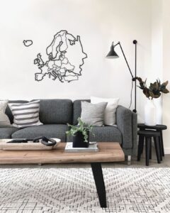 dekorace na zeď mapa Evropy obrysová do obýváku
